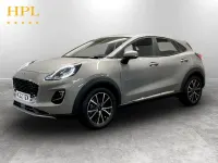 Usado Ford Puma Titanium 125 HP (91 kW) 2022 Prateado SUV