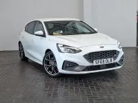 Used Ford Focus ST 280 HP (205 kW) 2020 White Hatchback