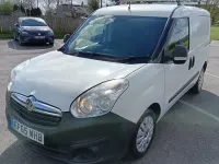 Usado Vauxhall Combo 90 CV (66 kW) 2015 Blanco Monovolumen
