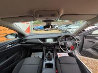Used Vauxhall Insignia Sport 122 HP (89 kW) 2020 White Hatchback