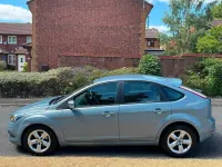 Used Ford Focus Zetec 2009 Blue Hatchback