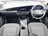 Usado Kia e-Niro 147 kW (201 HP) 2023 Vermelho SUV
