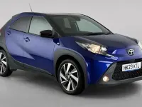 Used Toyota Aygo X 72 HP (52 kW) 2023 Blue SUV