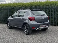 Used Dacia Sandero Stepway 90 HP (66 kW) 2017 Grey Hatchback
