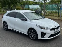 Käytetty Kia Ceed GT-Line 134 HP (98 kW) 2019 Valkoinen Viistoperä
