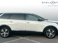 Used Peugeot 5008 Allure+ 129 HP (94 kW) 2023 White SUV