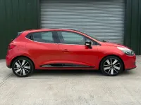 Used Renault Clio Dynamique 90 HP (66 kW) 2013 Red Hatchback