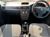 Second-hand Vauxhall Meriva Active 2010 Albastru Monovolum