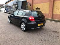 Usado BMW 116 Sport Line 2011 Negro Utilitario