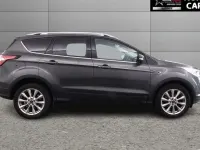 Begagnad Ford Kuga Titanium 150 HK (110 kW) 2019 Grå SUV