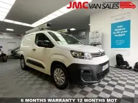 Usado Citroën Berlingo 75 CV (55 kW) 2020 Blanco Monovolumen