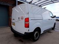 Used Peugeot Expert S 2019 White Van