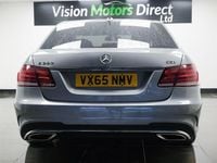 Usado Mercedes E250 AMG line 204 HP (150 kW) 2015 Prateado Sedan