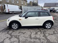 Used Mini Cooper Hatch 2015 White Hatchback