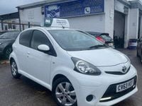 Used Toyota Aygo Style 68 HP (50 kW) 2013 White Hatchback