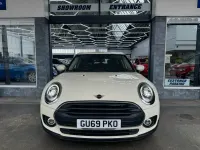 Usado Mini Cooper Clubman Classic 136 CV (100 kW) 2019 Blanco Familiar