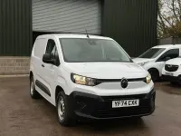 Used Citroën Berlingo 100 HP (73 kW) 2024 White MPV