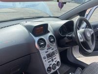 Second-hand Vauxhall Corsa 2013 Alb Hatchback