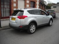 Usado Toyota RAV4 150 HP (110 kW) 2014 Prateado SUV