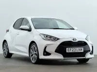 Used Toyota Yaris 116 HP (85 kW) 2023 White Hatchback