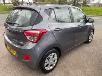 Gebraucht Hyundai i10 SE 87 PS (63 kW) 2014 Grau Kleinwagen
