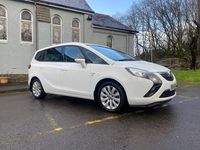 Used Vauxhall Zafira 165 HP (121 kW) 2014 White MPV