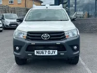 Used Toyota HiLux Active 150 HP (110 kW) 2017 White Pickup