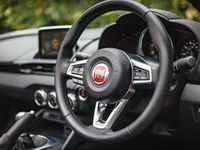 Used Fiat 124 Spider Lusso Plus 140 HP (102 kW) 2017 White Cabriolet