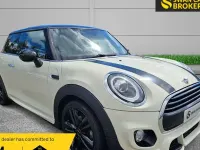 Used Mini Cooper Hatch 136 HP (100 kW) 2018 White Hatchback