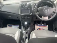 Used Dacia Sandero Lauréate 90 HP (66 kW) 2014 White Hatchback