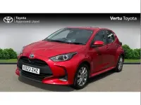 Used Toyota Yaris Hybrid 113 HP (83 kW) 2023 Red Hatchback