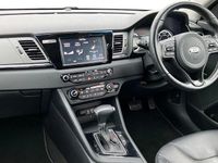 Used Kia Niro 141 HP (103 kW) 2018 White SUV