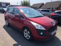 Used Peugeot 3008 Active 112 HP (82 kW) 2012 Red metallic Estate