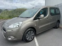 Used Peugeot Partner Tepee S 92 HP (67 kW) 2014 Bronze MPV
