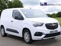 Used Vauxhall Combo Sportive 100 kW (136 HP) 2023 White MPV