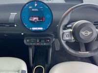 Używany Mini Cooper Hatch 135 kW (184 KM) 2024 Srebrny Hatchback