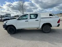 Begagnad Toyota HiLux Active 150 HK (110 kW) 2020 Vit Pickup