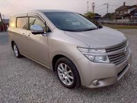 Usado Nissan Elgrand 2010 Beige Monovolumen