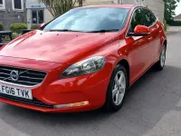 Used Volvo V40 SE 120 HP (88 kW) 2016 Red Hatchback