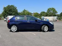 Used Alfa Romeo Giulietta Lusso 2011 Blue Hatchback