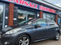 Gebraucht Peugeot 208 Allure 115 PS (84 kW) 2014 Grau Kleinwagen