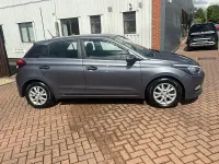 Used Hyundai i20 SE 84 HP (61 kW) 2017 Grey Hatchback