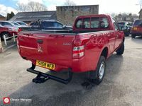 used Mitsubishi L200 2.4 DI D 4WD 4LIFE S/C 151 BHP