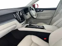 Used Volvo XC60 Momentum 250 HP (183 kW) 2018 Fusion red SUV