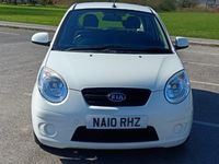Used Kia Picanto 64 HP (47 kW) 2010 White Hatchback