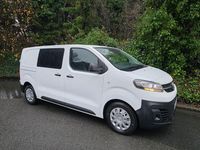 Second-hand Vauxhall Vivaro Edition 120 CP (88 kW) 2021 Alb Monovolum