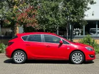 Used Vauxhall Astra 2013 Red Hatchback