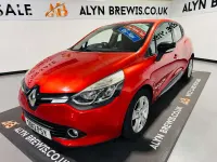 Used Renault Clio Dynamique 90 HP (66 kW) 2013 Red Hatchback