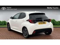 Used Toyota Yaris Hybrid Design 116 HP (85 kW) 2023 White Hatchback