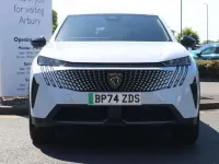 Używany Peugeot e-3008 Allure 156 kW (213 KM) 2025 Biały SUV
